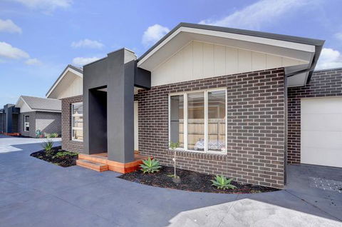 Staughton Sounds - Your Accommodation 0