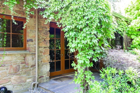 Stonehenge Retreat - Your Accommodation 0