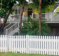 Stranded in Oz Stay in Relaxing Environment FREE WIFI NETFLIX POOL AIR CON - Your Accommodation
