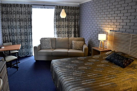 Strzelecki Motor Lodge - Your Accommodation 3