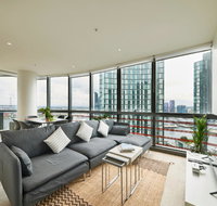 STUNNING 2 BED 2 BATH STYLISH UNIT // FREE PARKING - Your Accommodation