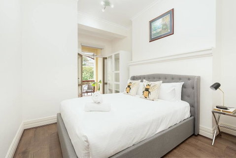 STUNNING SYDNEY HOME 11 - Your Accommodation 1