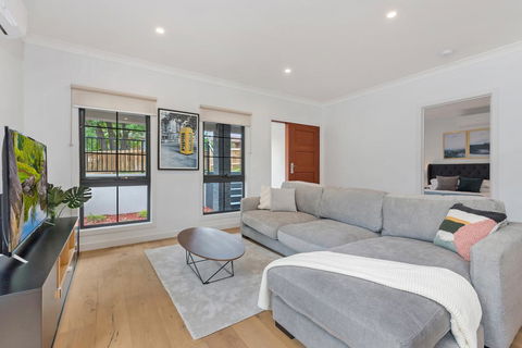 Style, Comfort And Convenience - Your Accommodation 3