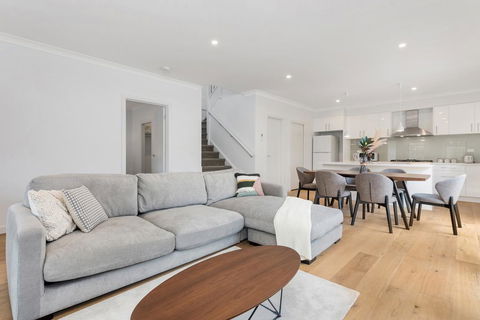 Style, Comfort And Convenience - Your Accommodation 0