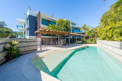 Stylish Beach Side Apartment - Unit 5 - 33 Lorikeet Drive - Your Accommodation 0