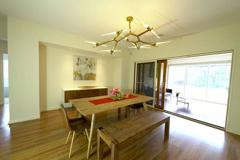 Stylish Luxe House For Big Group Near Shopping Center - Your Accommodation 3