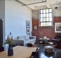 Stylish Warehouse Conversion In The Heart of Fitzroy - Your Accommodation
