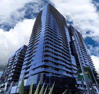 Stylist 2 Bedrooms Apartment with Pool/GYM/Parking - Your Accommodation