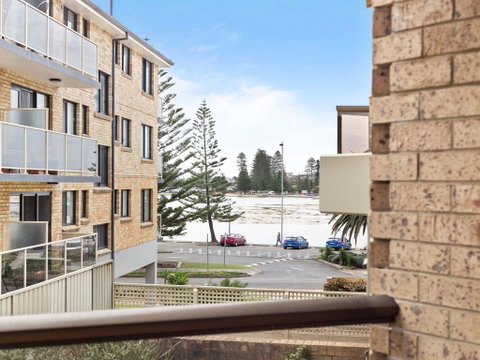 Sundowner Apartment 5 - Your Accommodation 3