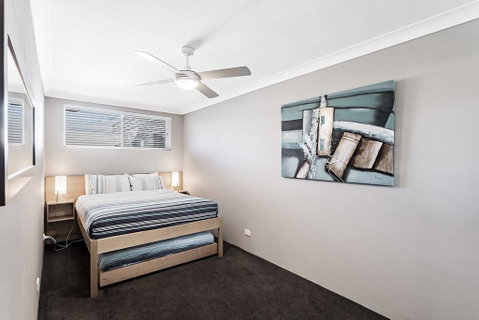 Sundeck, Unit 8/51 Ronald Avenue - Your Accommodation 1