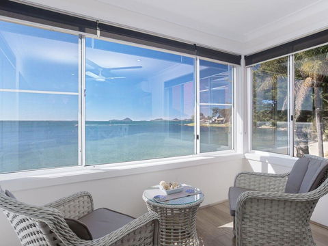 Sunrise Waters', 2/63 Soldiers Point Road - Stunning Waterfront Property - Your Accommodation 3