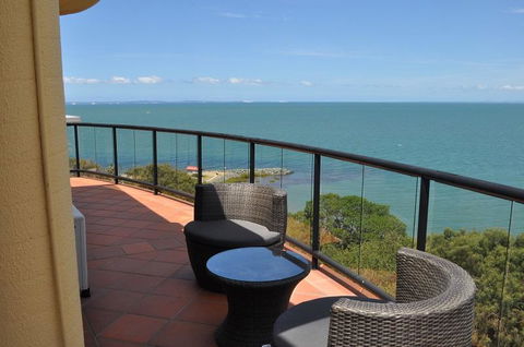 Sunset Sails Redcliffe - Your Accommodation 1