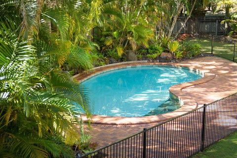Sunshine Coast Motor Lodge - Your Accommodation 0