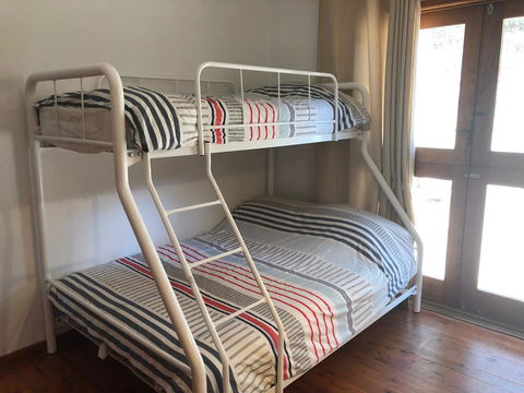 Surfers Ave 17 Narrawallee - Your Accommodation 3