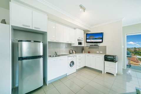 Suttons Beach Apartments - Your Accommodation 3