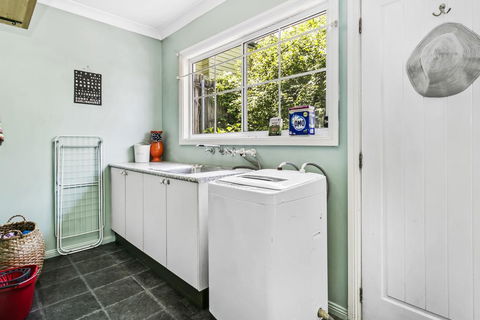 Swanbrook - Your Accommodation 2