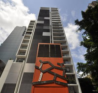 Sydney 1 Bed Modern Self Contained Apartment 402ALB - Your Accommodation