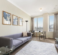 Sydney CBD 1 Bedroom Self-Contained Apartment with Spectacular Sydney Harbour View 1312 BRG - Your Accommodation