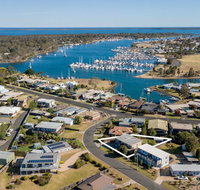 Tanjil - A stroll from the water in Paynesville - Your Accommodation