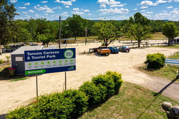 Taroom Caravan & Tourist Park with Your Accommodation