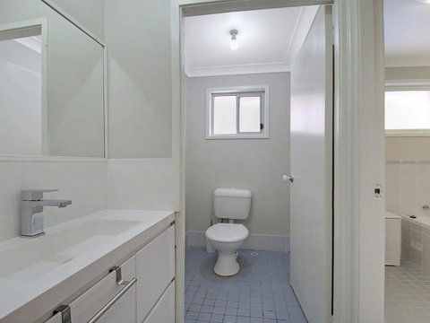 That Pink House! - Comfortable Home Away From Home - Your Accommodation 2