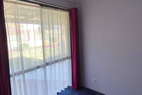 The Anchorage - Your Accommodation 3