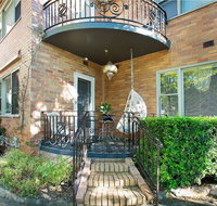 The Beach House Apartment - Your Accommodation