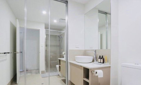 The Beach Pad - Your Accommodation 2