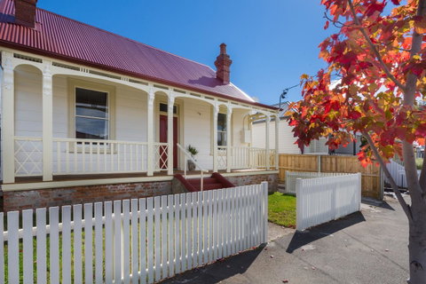 Brampton Cottage - Your Accommodation 5