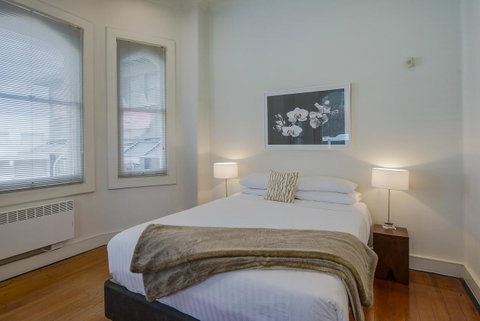 Roxburgh House Apartments - Your Accommodation 12