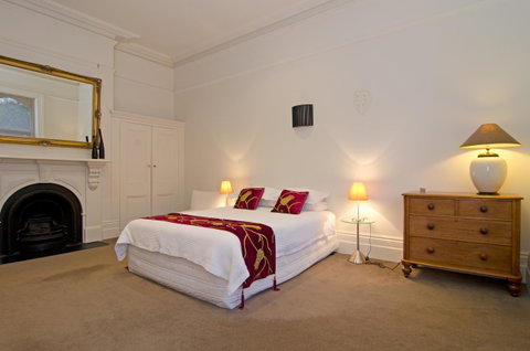 Roxburgh House Apartments - Your Accommodation 25