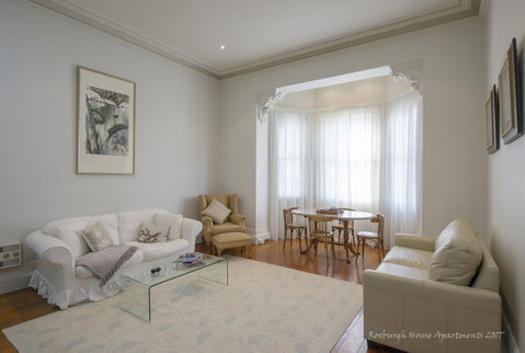 Roxburgh House Apartments - Your Accommodation 6