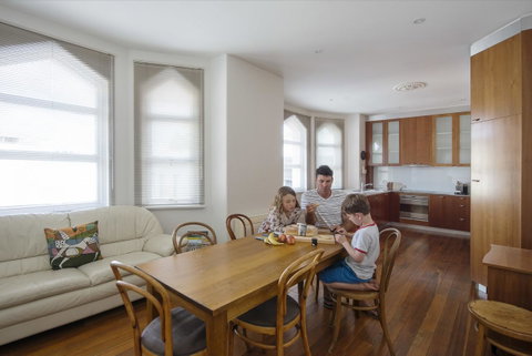 Roxburgh House Apartments - Your Accommodation 11