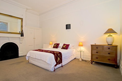Roxburgh House Apartments - Your Accommodation 22