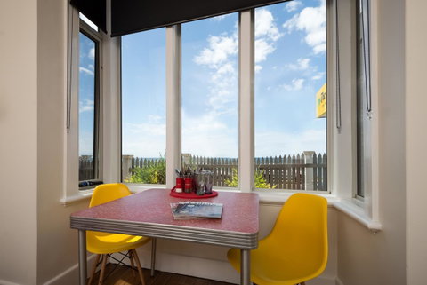Penguin Waterfront Escape - Your Accommodation 17