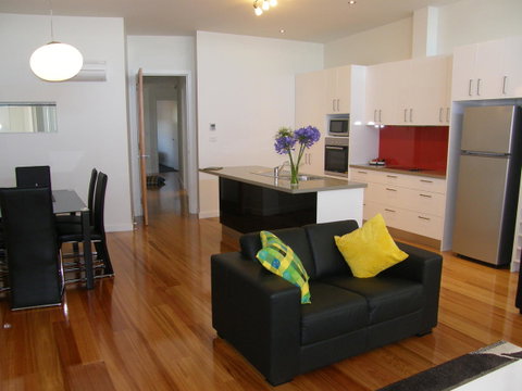 Penguin Waterfront Escape - Your Accommodation 12