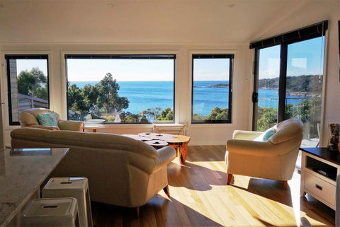 THE LOFT @ Bay Of Fires Seascape - Your Accommodation 3