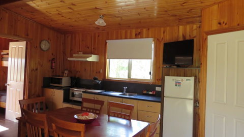 Captain Cook Holiday Park - Your Accommodation 36