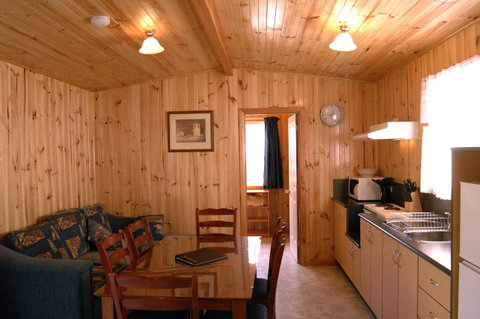 Captain Cook Holiday Park - Your Accommodation 21