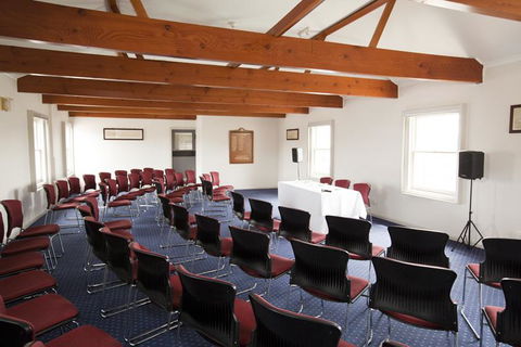 Edgewater Hotel - Your Accommodation 35