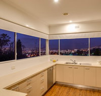 City Lights - Your Accommodation