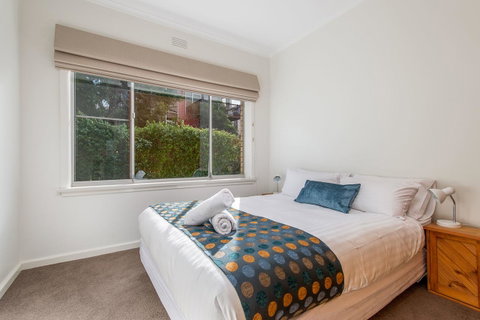 City Lights - Your Accommodation 15