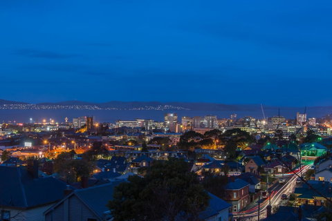 City Lights - Your Accommodation 12