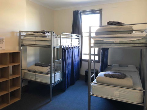 The Nook Backpackers - Your Accommodation 8