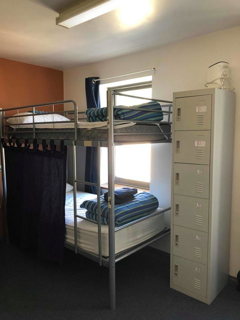 The Nook Backpackers - Your Accommodation 16