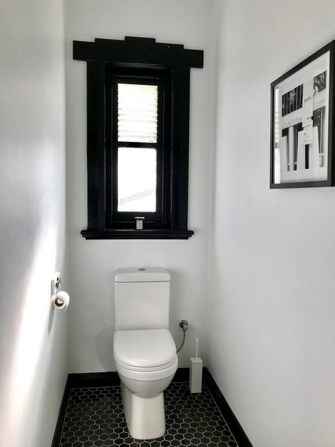 Devine Stays - Rupert #1 NOHO Art Apartment - Your Accommodation 13