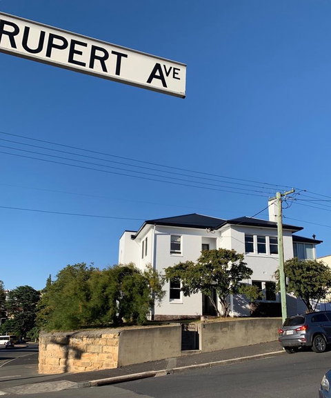 Devine Stays - Rupert #1 NOHO Art Apartment - Your Accommodation 4