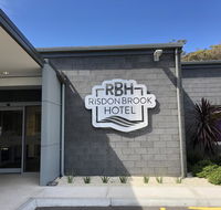Risdon Brook Hotel - Your Accommodation