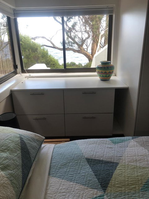 Beachside Taroona With Spa - Your Accommodation 1