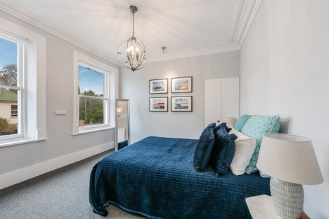 City Retreat Hobart - Your Accommodation 2